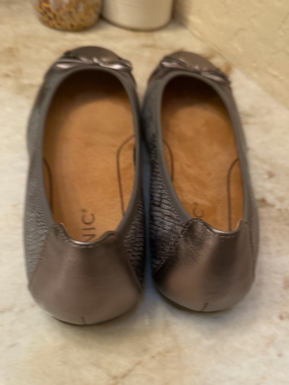 Vionic Minna Pewter snake print leather flats sz 7 - Picture 4 of 9